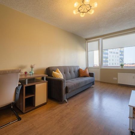 Seashore Apartment เลียปาญา ภายนอก รูปภาพ
